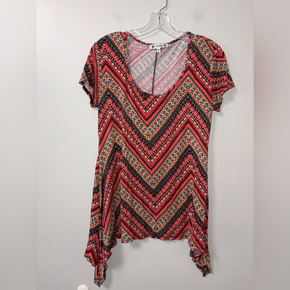 Wilde Orange Coral Sharkbite Hem Chevron‎ Scoop Neck Top Boho Aztec M